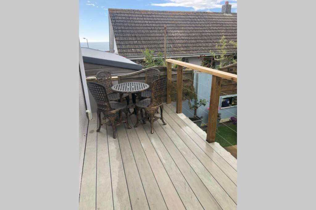 Six By The Sea - 2 Bed House - A Little Something For Everyone Saint Columb Minor Exterior photo